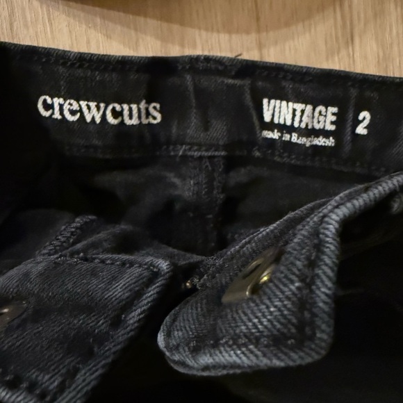 J. Crew • 2T • Girls' Frayed-Hem Denim Shorts in Black w/ copper tone hardware - Picture 5 of 6